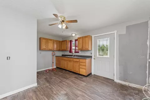 319 Main St, Blanchester, OH 45107 photo 6