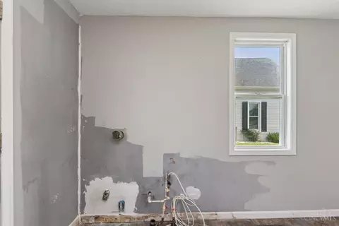 319 Main St, Blanchester, OH 45107 photo 9
