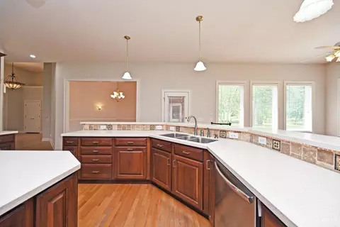 Kitchen - 4541 Morrow Meadow Dr, Morrow, OH 45152 photo 5 of 10