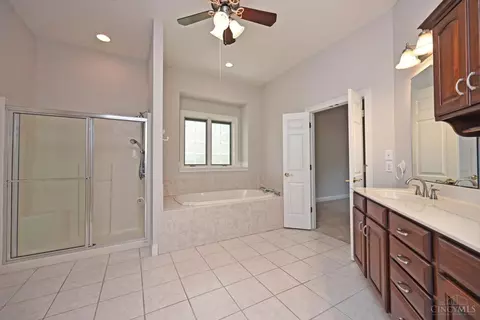 Bath - 4541 Morrow Meadow Dr, Morrow, OH 45152 photo 4 of 7