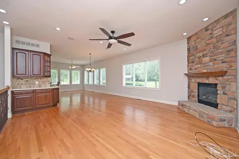 Living - 4541 Morrow Meadow Dr, Morrow, OH 45152 photo 6 of 9