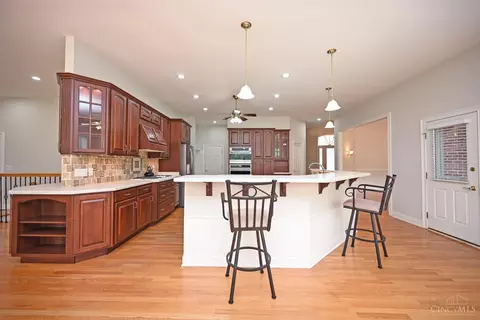 Kitchen - 4541 Morrow Meadow Dr, Morrow, OH 45152 photo 7 of 10