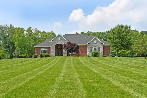Exterior - 4541 Morrow Meadow Dr, Morrow, OH 45152 photo 7 of 30