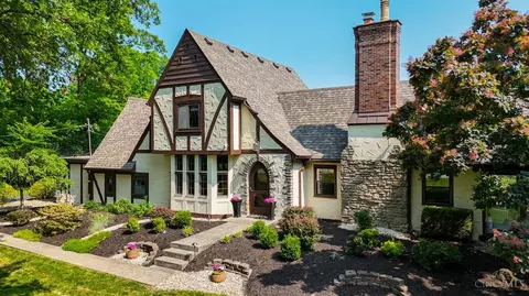 Exterior - 2896 Galbraith Rd, Amberley, OH 45237 photo 2 of 19