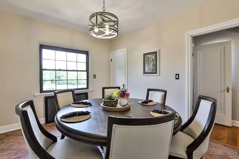 Dining - 2896 Galbraith Rd, Amberley, OH 45237 photo 2 of 3
