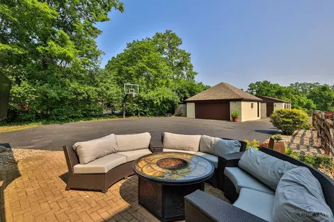 Exterior - 2896 Galbraith Rd, Amberley, OH 45237 photo 8 of 19