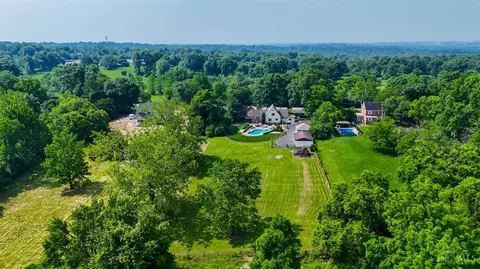 View/Area - 2896 Galbraith Rd, Amberley, OH 45237 photo 2 of 3
