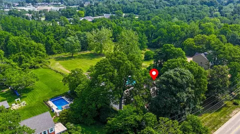 View/Area - 2896 Galbraith Rd, Amberley, OH 45237 photo 3 of 3