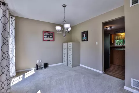 5655 Beechtree Ln, Hamilton Township, OH 45039 photo 8