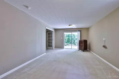 5655 Beechtree Ln, Hamilton Township, OH 45039 photo 31
