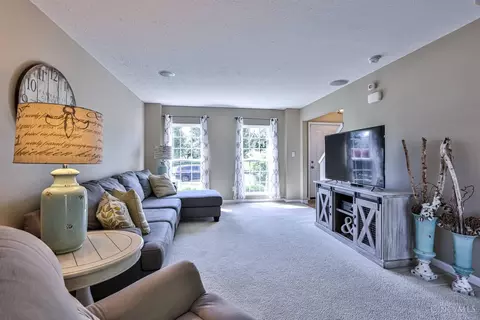 5655 Beechtree Ln, Hamilton Township, OH 45039 photo 7