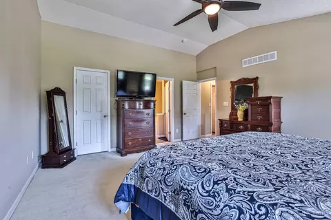 5655 Beechtree Ln, Hamilton Township, OH 45039 photo 19