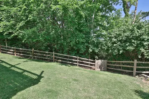 5655 Beechtree Ln, Hamilton Township, OH 45039 photo 46