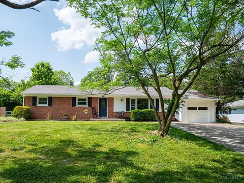 474 Blossom Ln, Cincinnati, OH 45244