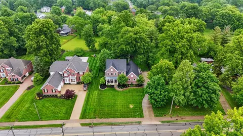 6690 Cooper Rd, Montgomery, OH 45242