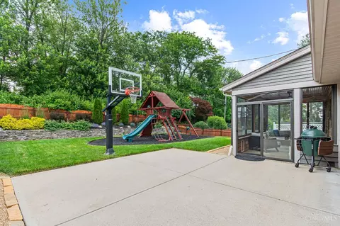 2129 Bolser Dr, Reading, OH 45215 photo 17