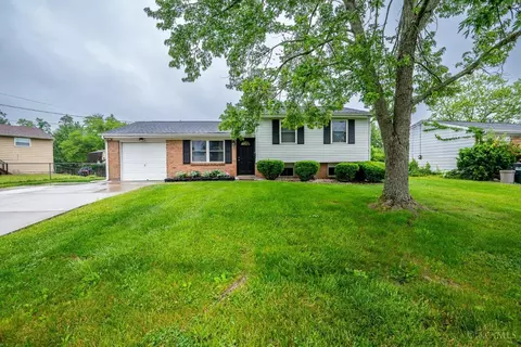 10336 Season Dr, Colerain Twp, OH 45251