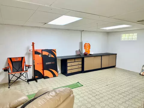 Other - 1085 Newcastle Dr, Cincinnati, OH 45231 photo 5 of 6