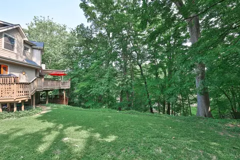 Exterior - 3558 Rawson Pl, Cincinnati, OH 45209 photo 11 of 17