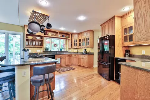 Kitchen - 3558 Rawson Pl, Cincinnati, OH 45209 photo 1 of 7