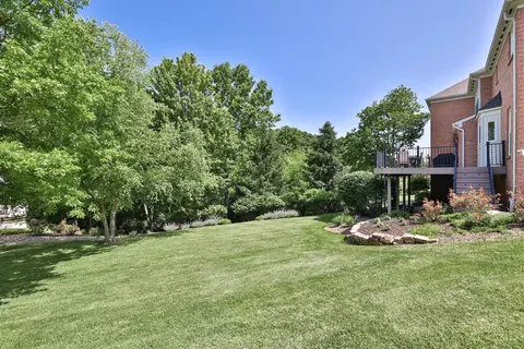 Exterior - 897 Southerness Dr, Cincinnati, OH 45245 photo 6 of 15