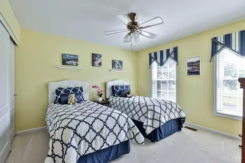 Bedroom - 897 Southerness Dr, Cincinnati, OH 45245 photo 5 of 8