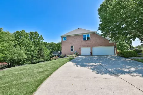 Exterior - 897 Southerness Dr, Cincinnati, OH 45245 photo 15 of 15