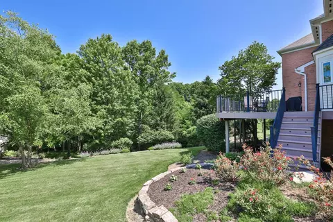 Exterior - 897 Southerness Dr, Cincinnati, OH 45245 photo 9 of 15