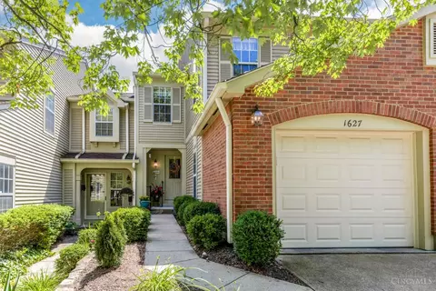 1627 Braintree Dr, Cincinnati, OH 45255