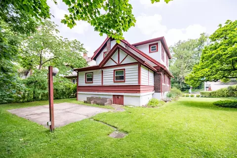 Exterior - 667 Mitchell Ave, Cincinnati, OH 45229 photo 7 of 7