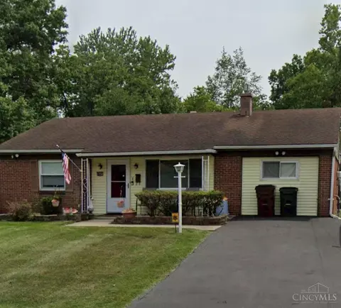 869 Hill Ln, Springfield Twp, OH 45224