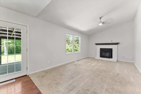 Living - 1335 Oder Dr, Fayetteville, OH 45118 photo 2 of 6