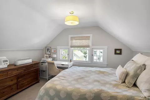 Bedroom - 3516 Monteith Ave, Cincinnati, OH 45208 photo 3 of 3