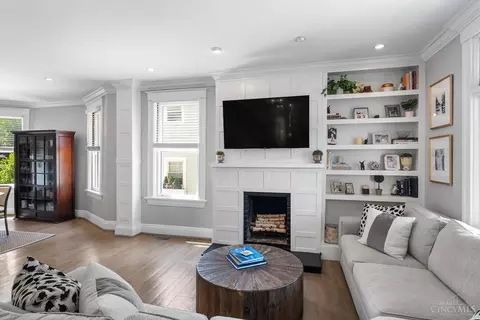 Living - 3516 Monteith Ave, Cincinnati, OH 45208 photo 2 of 2