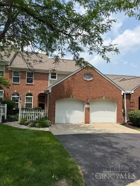 5620 Windridge Vw, Columbia Twp, OH 45243