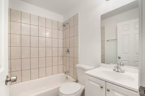 Bath - 1226 Purcell Ave, Cincinnati, OH 45205 photo 1 of 1
