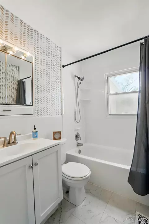 1019 Sarbrook Dr, Cincinnati, OH 45231 photo 30