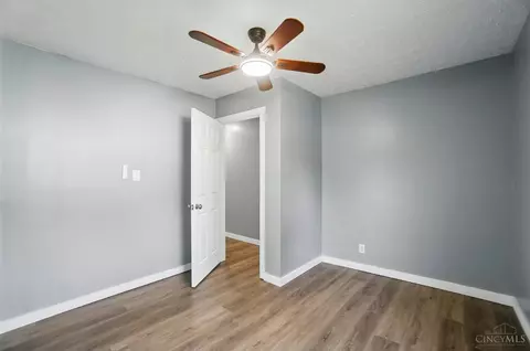 1019 Sarbrook Dr, Cincinnati, OH 45231 photo 34