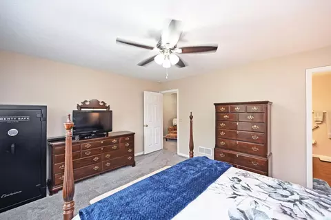 557 Hamblin Dr, Cincinnati, OH 45255 photo 25