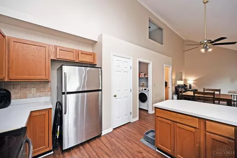 557 Hamblin Dr, Cincinnati, OH 45255 photo 20