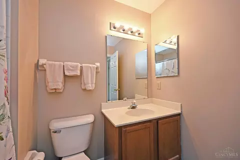 557 Hamblin Dr, Cincinnati, OH 45255 photo 31