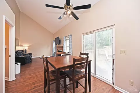 557 Hamblin Dr, Cincinnati, OH 45255 photo 16