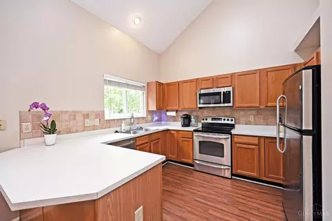 557 Hamblin Dr, Cincinnati, OH 45255 photo 17