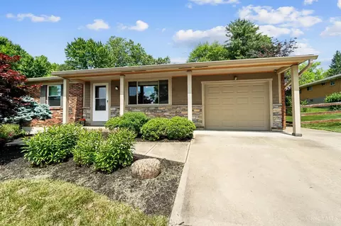 1690 Rockhurst Ln, Cincinnati, OH 45255