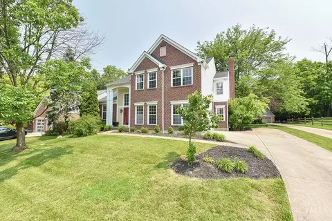 1514 Huntcrest Dr, Cincinnati, OH 45255