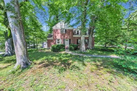 6500 Park Ln, Mariemont, OH 45227