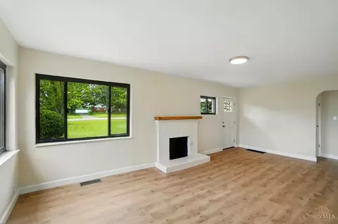 3779 Hopper Hill Rd, Cincinnati, OH 45255 photo 9