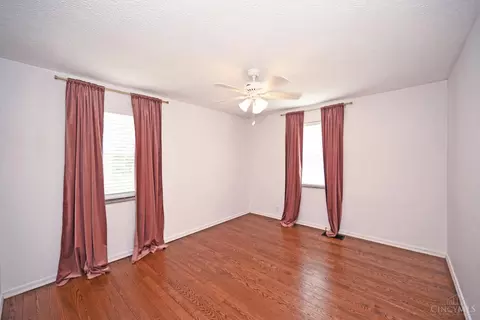 Bedroom - 6799 Le Conte Ave, Cincinnati, OH 45230 photo 4 of 6