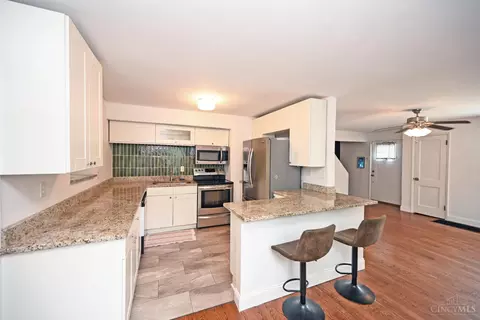 Kitchen - 6799 Le Conte Ave, Cincinnati, OH 45230 photo 4 of 5