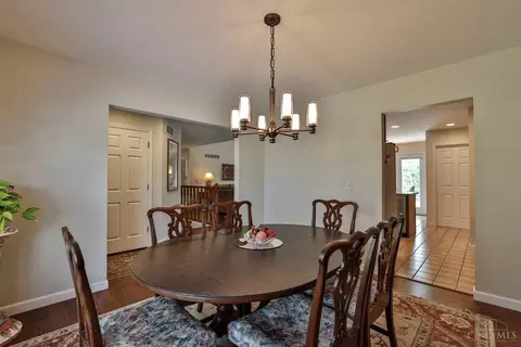 Dining - 8750 Kemper Rd, Cincinnati, OH 45249 photo 3 of 3